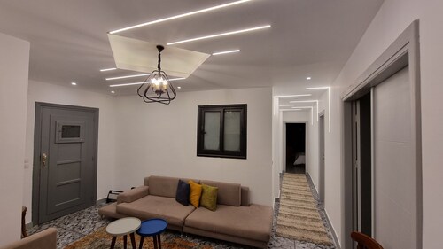 Alex Gate apartment - families only - 3 BR apt