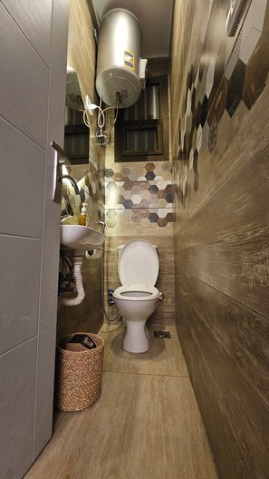 シャワー、ビデ