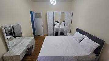 3 soveværelser, strygejern/strygebræt, Wi-Fi