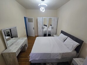 3 soveværelser, strygejern/strygebræt, Wi-Fi