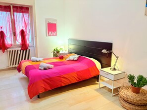 2 bedrooms, iron/ironing board, WiFi, bed sheets - Lambrate gleaner (Milano)