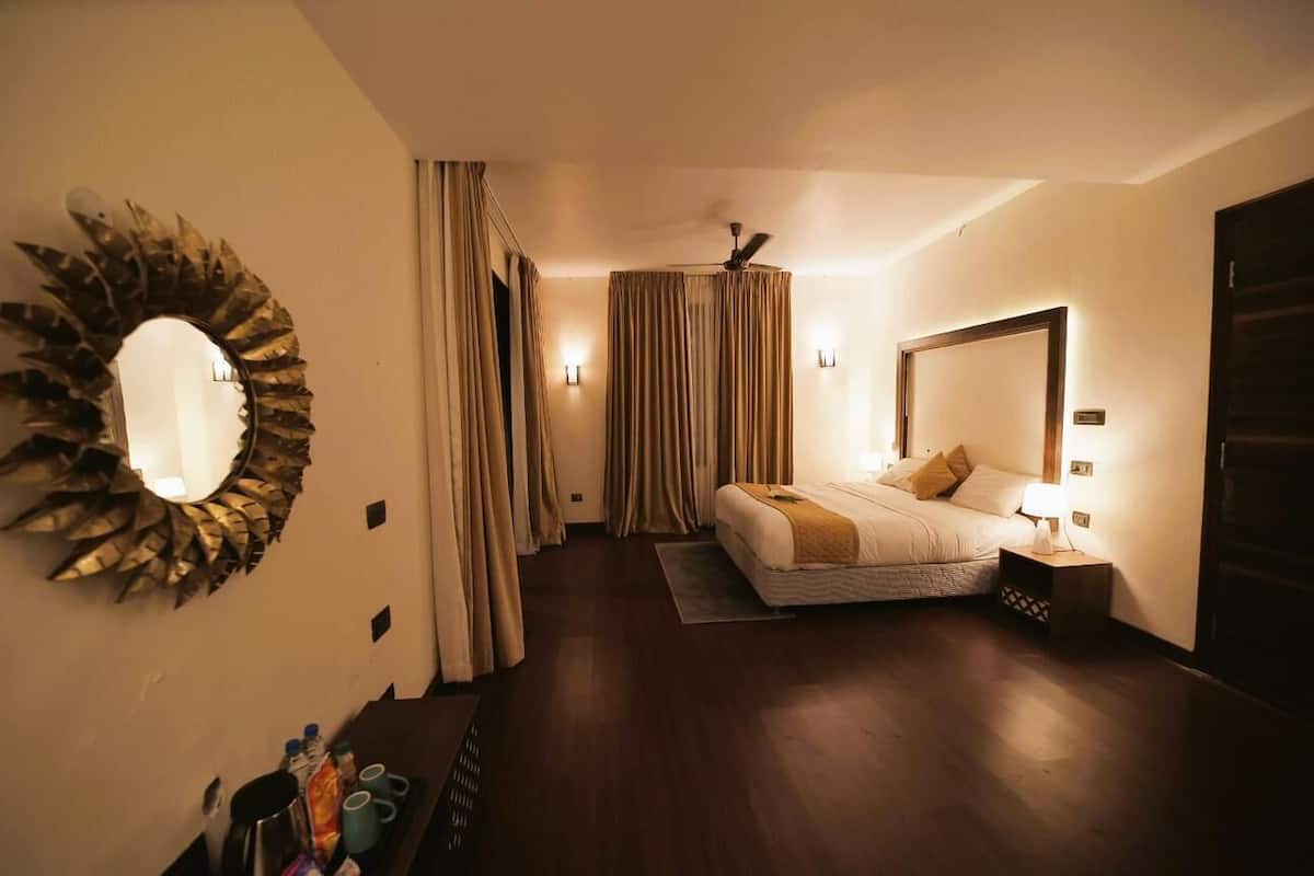 Villa, 1 Bedroom, Private Pool, Mountain View | Desk, laptop workspace, free WiFi