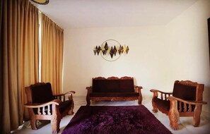 Villa Clove - 1BR Pool Villa | Living area