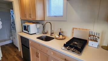 Microonde, forno, piano cottura