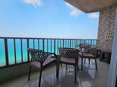 Air Breeze - families only