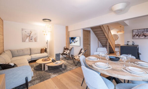 Interior - New Ski-in Ski-out Apartment (Huez)