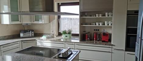 Microwave, oven, stovetop, dishwasher