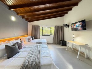 Free WiFi - Laureles Boutique Stay (Medellin)
