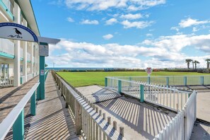 Property grounds - Sleek Coastal Escape | Walk to Beach + Heated Pool (Panama City Beach)