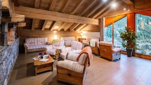 Interior - 3 Rooms for 6 People (Champagny-en-Vanoise)