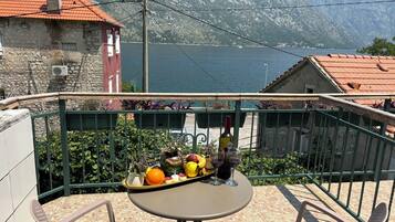 Kamar Double, pemandangan laut | Teras/patio