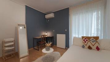 2 Schlafzimmer, Schreibtisch, Bügeleisen/Bügelbrett, kostenloses WLAN