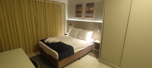 1 غرفة نوم ومكواة/لوح كي وواي فاي مجانًا وملاءات أسرّة