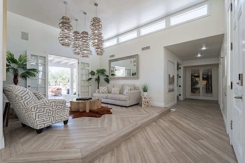 The Blue Cove Oasis | 8 Bedroom 7 Bathroom 17+Beds