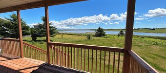 Water Front Cottage- 10 Min Walk To Barachois Beach, Minutes to North Rustico