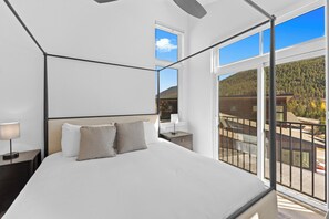 Condo (3 Bedrooms) | Exterior