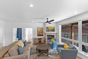 Condo (3 Bedrooms) | Property amenity - Bw1309-3 (Keystone)