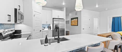 Condo (3 Bedrooms) | Exterior