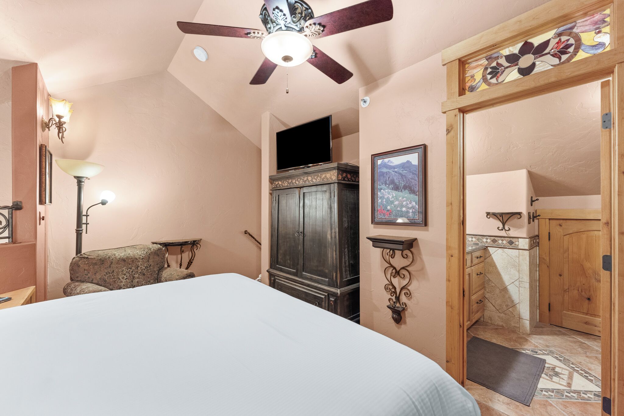 Condo (1 Bedroom) | Property amenity