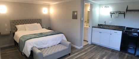 1 bedroom, iron/ironing board, WiFi, bed sheets