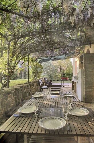 Villa Glicini - Delightful Cottage With Pool