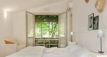 Villa Glicini - Delightful Cottage With Pool