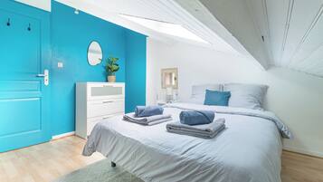 BĂŒgeleisen/BĂŒgelbrett, Internetzugang, BettwĂ€sche