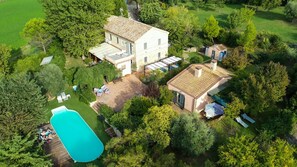 House | 4 bedrooms - Big Historic Private Villa With Pool and Garden (Ostra)