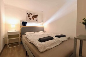 2 bedrooms, WiFi, bed sheets