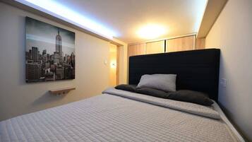 2 quartos, ferros/tábuas de passar roupa, Wi-Fi, roupa de cama