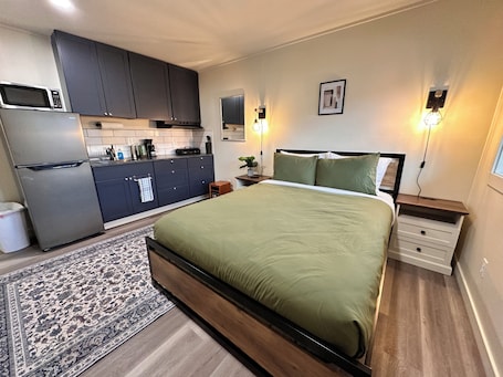 Espacio para trabajar con laptop y wifi gratis