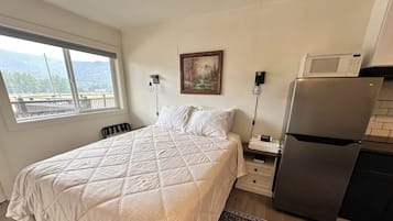 Estúdio conforto, cozinha americana | Espaço de trabalho para notebook, Wi-Fi de cortesia