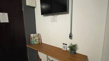 Basic-Einzelzimmer | Laptopgeeigneter Arbeitsplatz, kostenloses WLAN