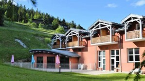 Esterni