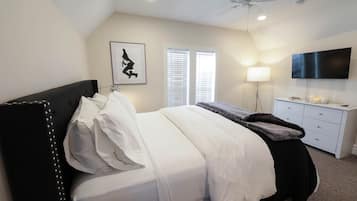 3 bedrooms, iron/ironing board, WiFi, bed sheets
