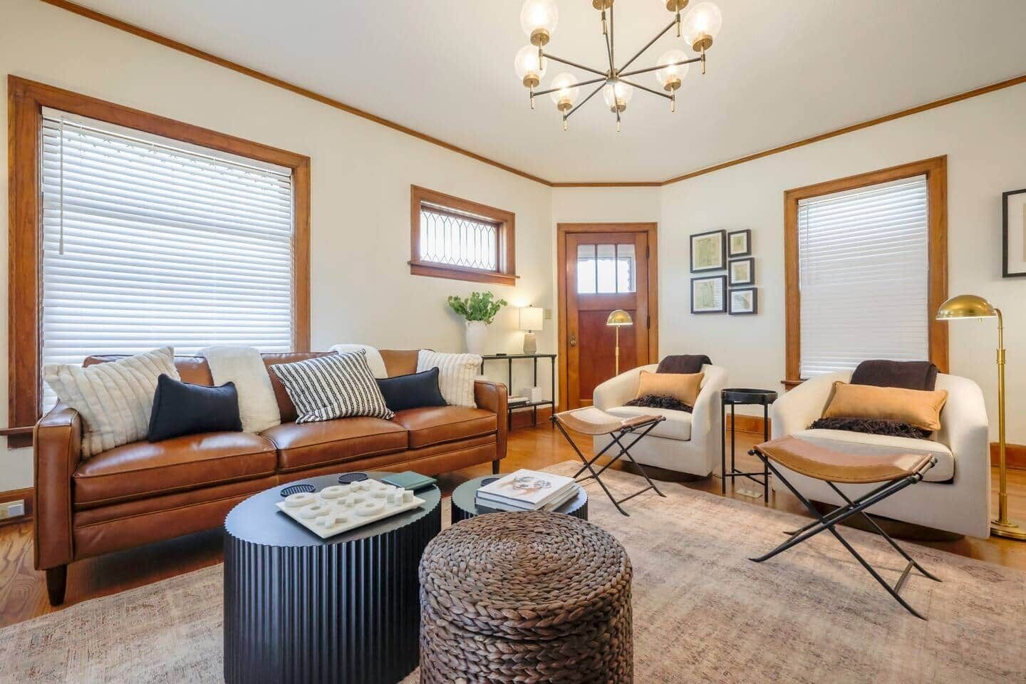 暖炉、ステレオ