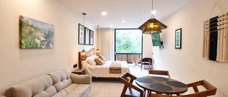 Luxury Studio, Balcony | In-room safe, iron/ironing board, free WiFi, bed sheets