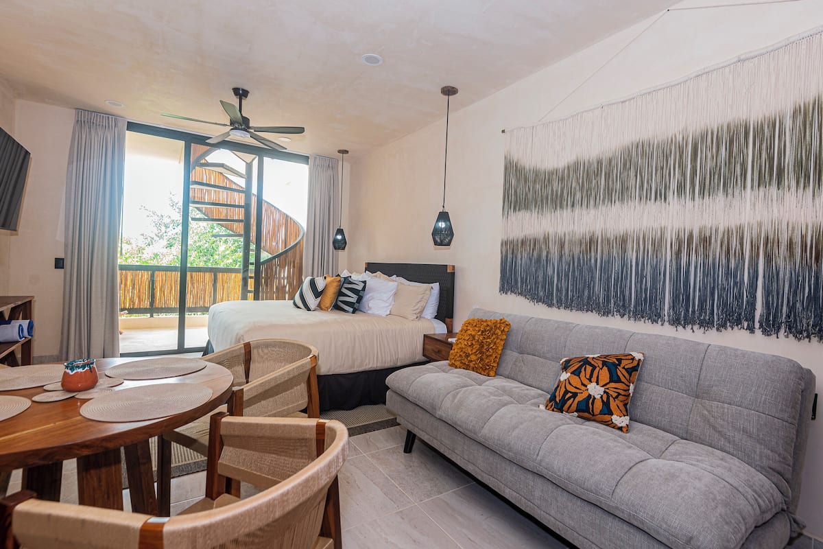 Superior Studio, 1 King Bed with Sofa bed, Private Pool, Garden View | In-room safe, iron/ironing board (on request), free WiFi, bed sheets
