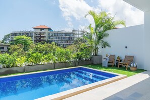 Outdoor pool - Modern 3br Villa with Rooftop Patio - Pool Table (South Kuta)