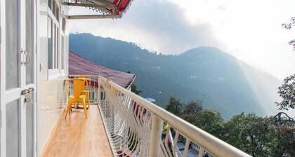 Arvelia Cedar, beautiful 2 bed suite by Da Alohas