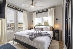 4 chambres, fer et planche à repasser, Wi-Fi, draps fournis