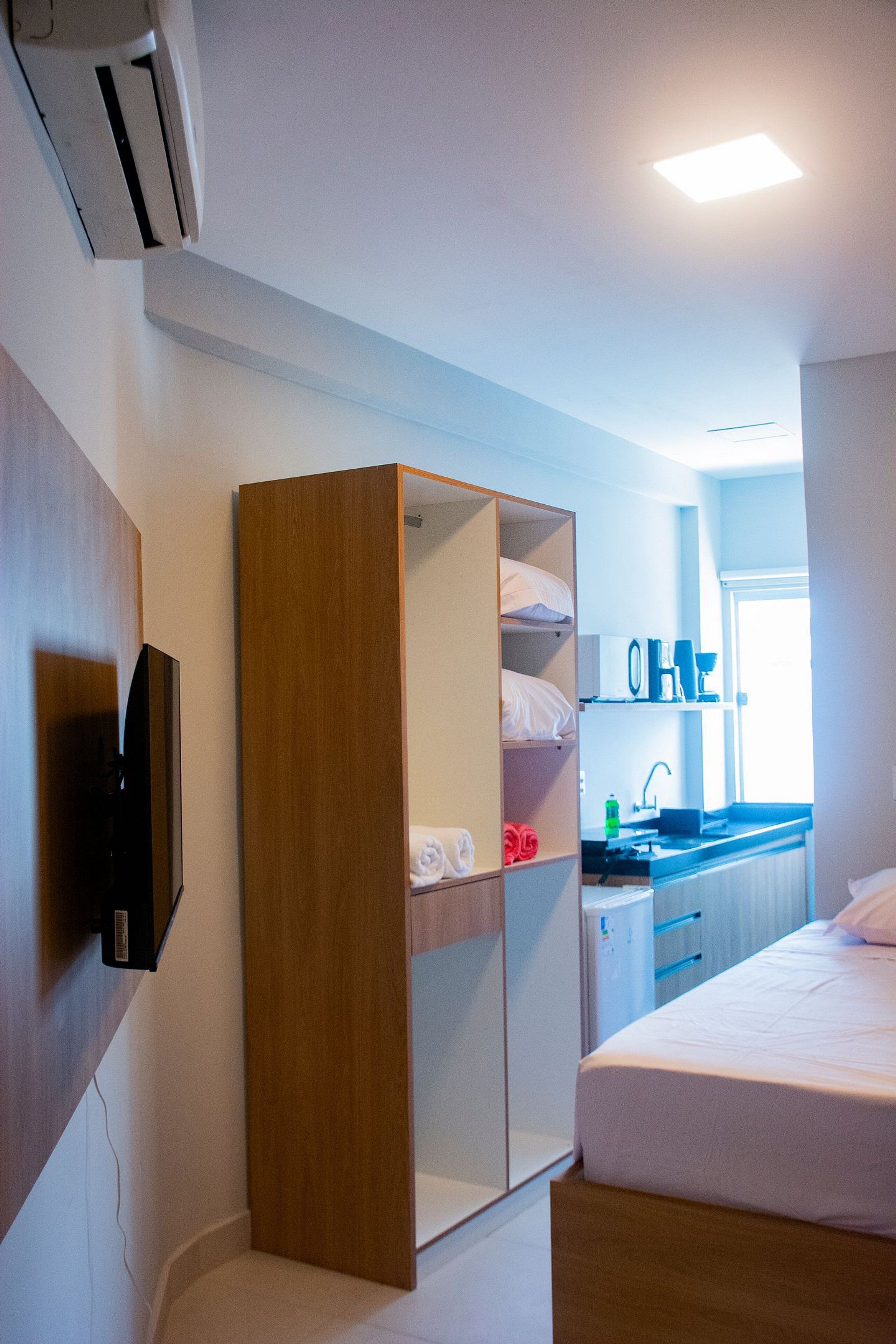 Desk, laptop workspace, free WiFi, bed sheets
