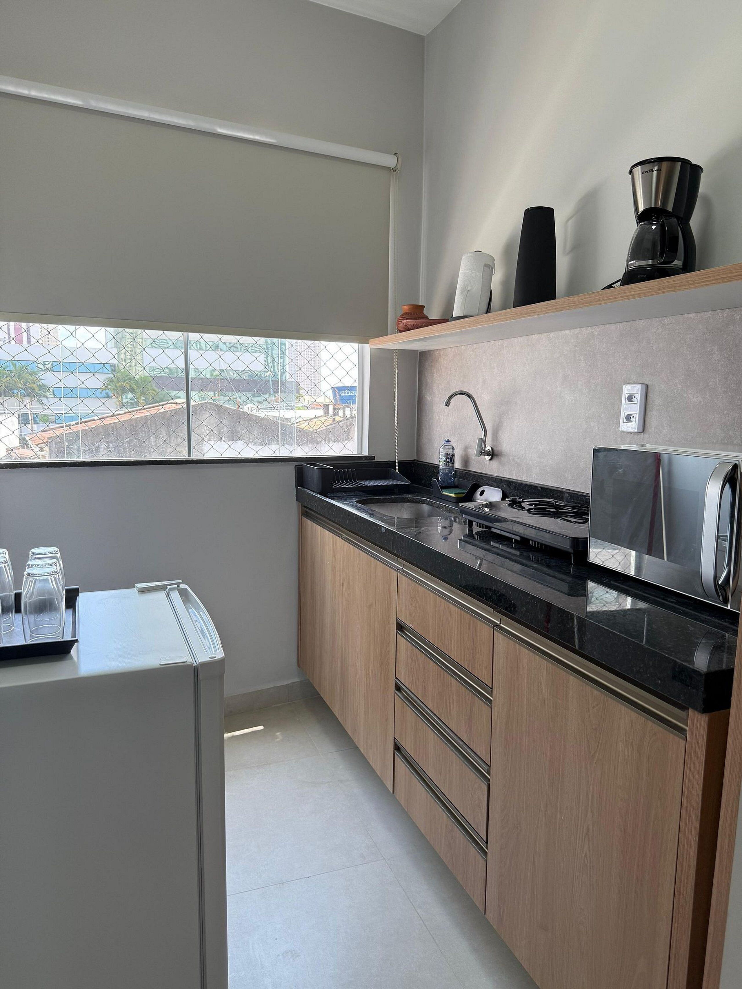 豪華開放式客房 | 私人廚房 | 迷你雪櫃、微波爐、廚房用具/餐具/器皿、餐桌