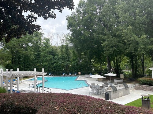 Cozy Sandy Springs Haven