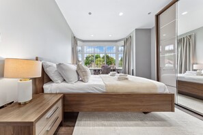 5 chambres, fer et planche à repasser, accès au Wi-Fi (inclus)