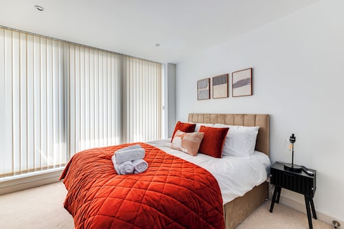 Central Lux Penthouse Balcony & Prking