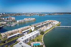 Unclassified image, 4 of 36, button