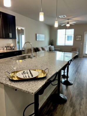 Interior - Olympus loft 2. Lovely apartment with fitness room and AC in Chandler (Chandler)