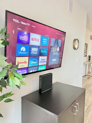 Interior - Olympus loft 2. Lovely apartment with fitness room and AC in Chandler (Chandler)