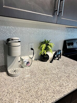 Coffee and/or coffee maker - Olympus loft 2. Lovely apartment with fitness room and AC in Chandler (Chandler)